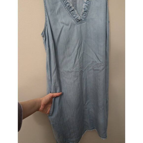 Tommy Bahama Tencel Shift Dress Sleeveless Chambray Pockets Coastal Beachy Small - Picture 2 of 10